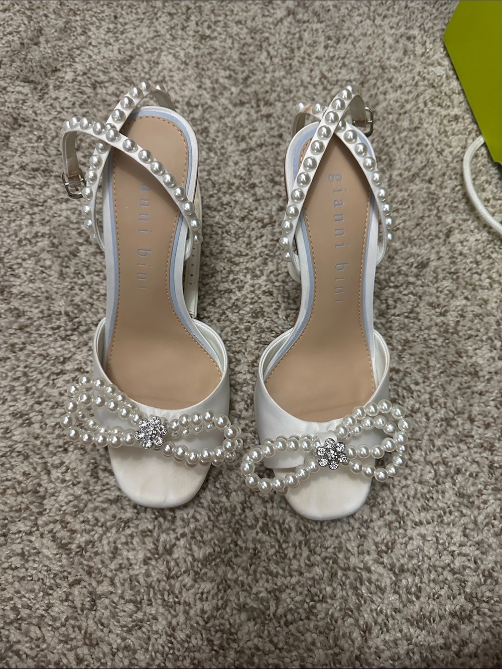 Gianni Bini Ivory Pearl & Crystal Bow Heeled Sandals